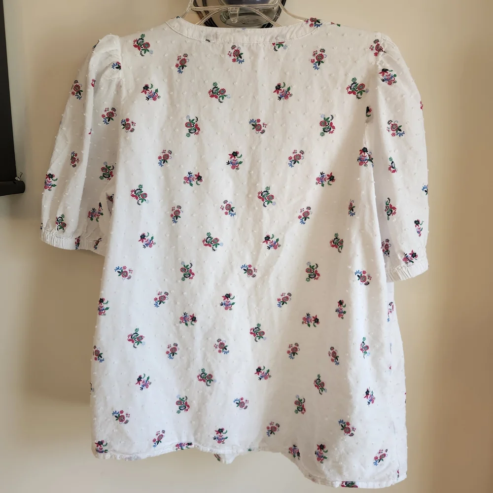 LOFT Womens Size Medium White Blouse with Floral Embroidery And Split Vee Neck